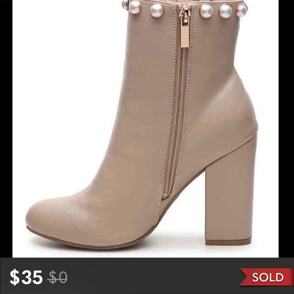 @SOULCRUSHER716 Shoes - PEARL TRIM BLOCK HEEL BOOT